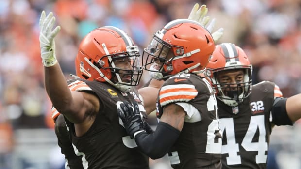 Browns-Ravens Final Score: Cleveland's offense can't get going in 16-10  loss - Dawgs By Nature