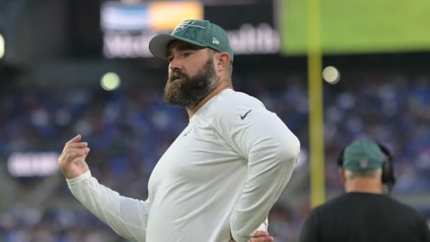 NFL gives Jason Kelce strange birthday gift after Eagles win