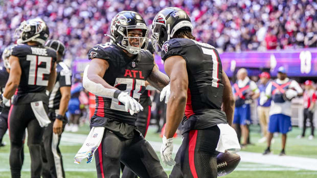 Falcons - Jaguars injury report: Cordarrelle Patterson still dealing with  thigh injury - The Falcoholic