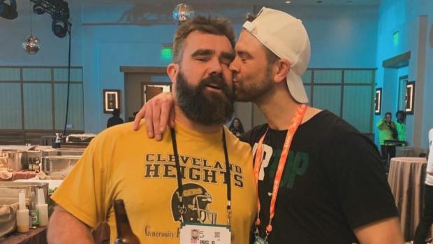 Jason Kelce's trainer shares wholesome ankle tape story amid retirement ...