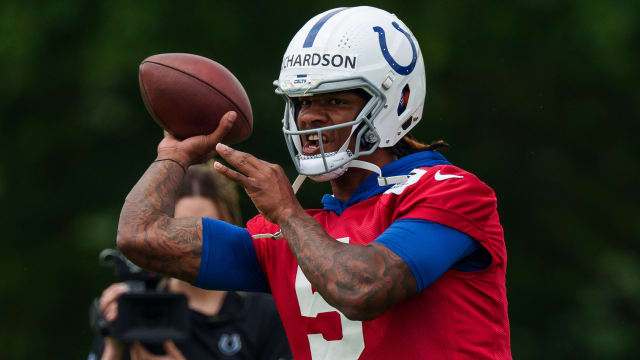 Colts unveil new 'Indiana Nights' alternative uniforms, black helmets