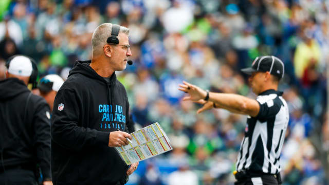 WATCH: Frank Reich throws for 1st TD in Panthers history