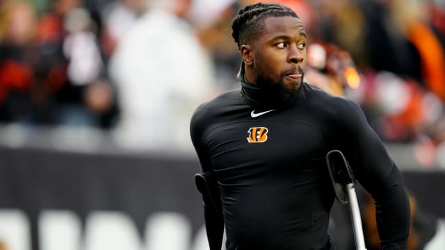 Cincinnati Bengals tight end Drew Sample (89) lines up for the play during  an NFL football game against the Pittsburgh Steelers, Sunday, Sept. 11,  2022, in Cincinnati. (AP Photo/Emilee Chinn Stock Photo - Alamy