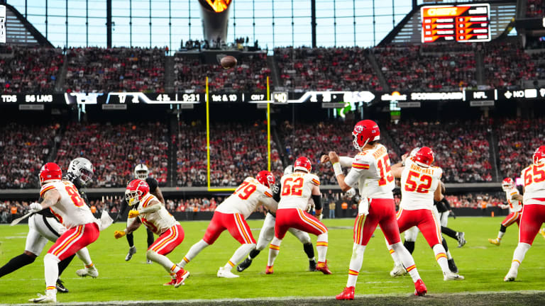 Chiefs' offensive line get perfect gift from Patrick Mahomes for Christmas  - A to Z Sports