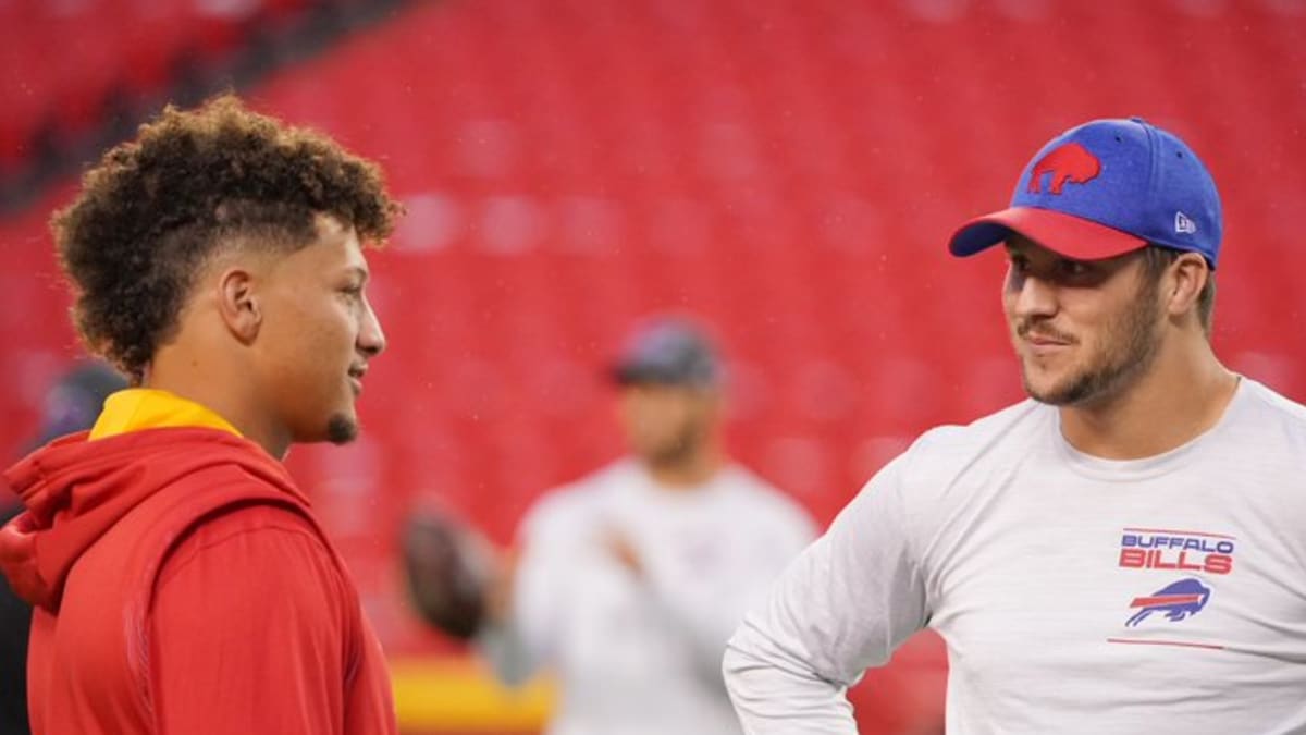 Tom Brady, Aaron Rodgers, Patrick Mahomes, Josh Allen to square