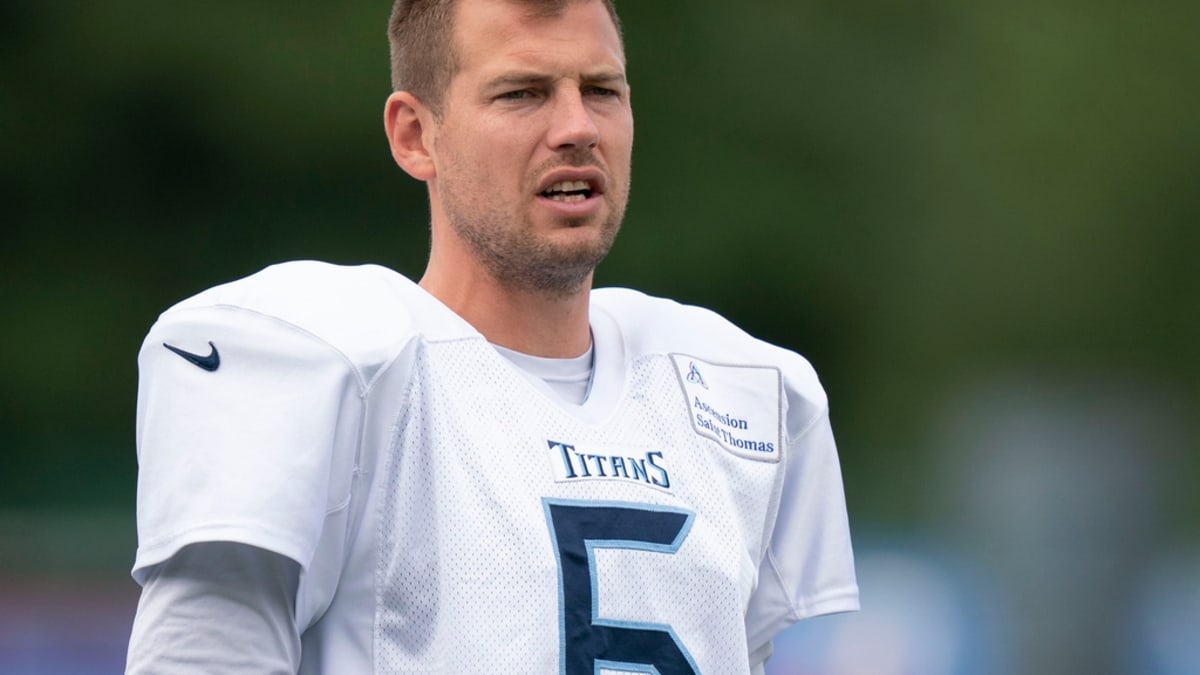 There's a good reason Tennessee Titans are still loving on Brett Kern