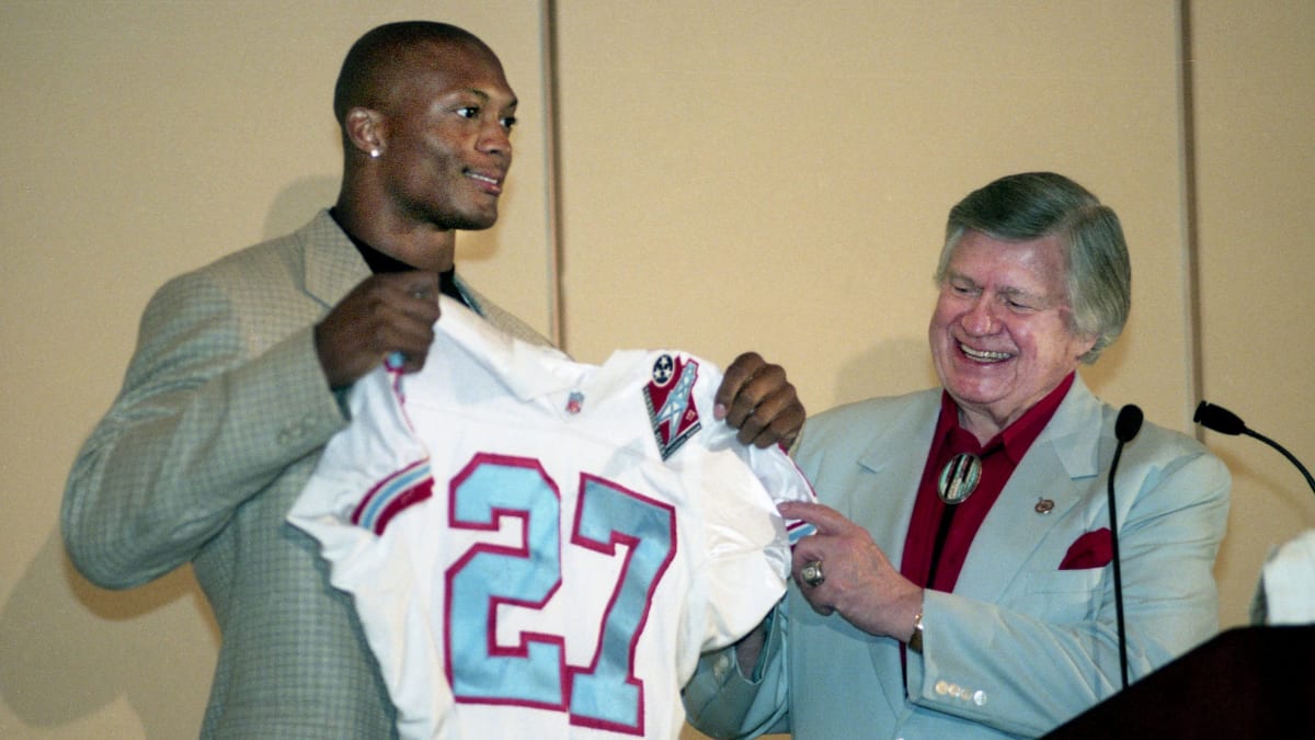 Tennessee Titans unveils Houston Oilers throwback jersey for