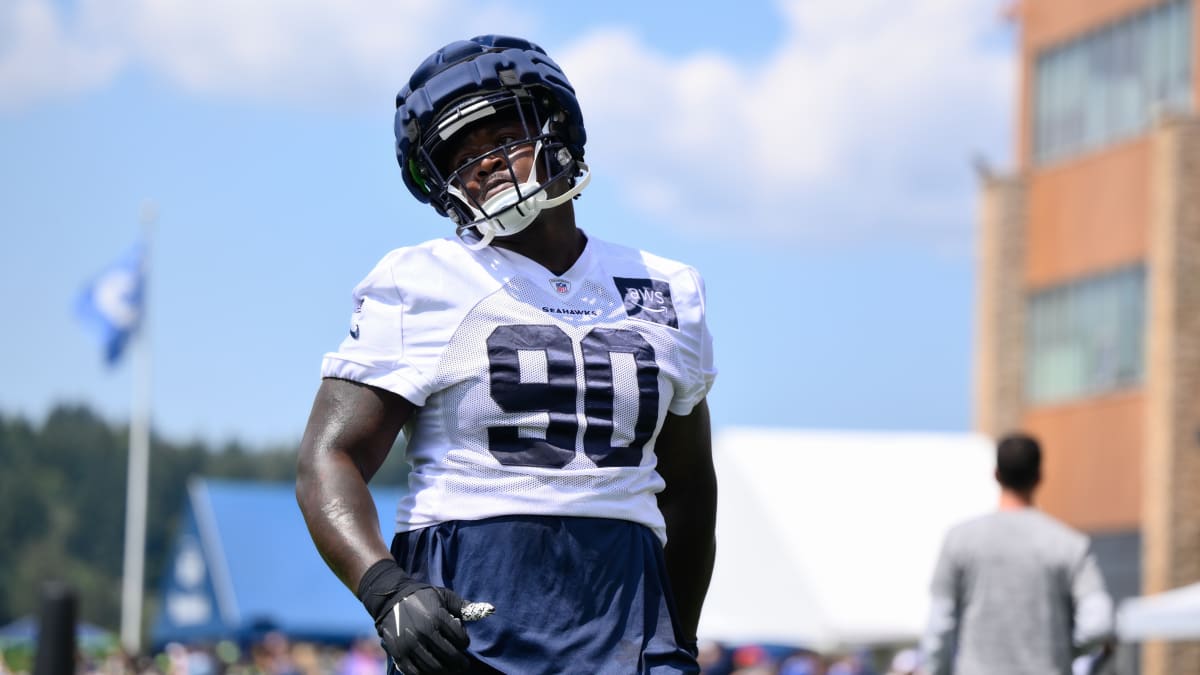 Why Seahawks giving jersey number 90 back to Jarran Reed is significant -  Field Gulls