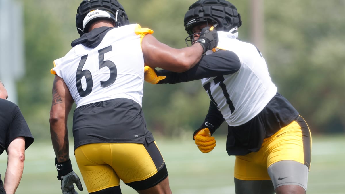 Steelers' Broderick Jones is closing the gap between him and Dan Moore Jr.  - A to Z Sports