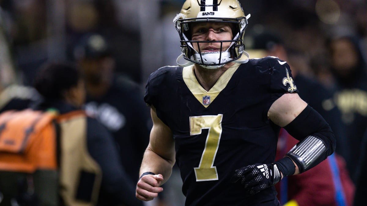 Saints switch Taysom Hill's designation from tight end to quarterback - NBC  Sports