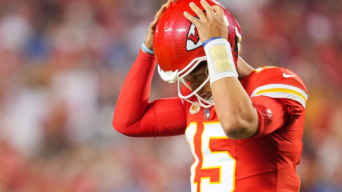 Kansas City Chiefs quarterback Patrick Mahomes wears military-style clothing  during warmups before an NFL football game against the Minnesota Vikings in  Kansas City, Mo., Sunday, Nov. 3, 2019. (AP Photo/Reed Hoffmann Stock