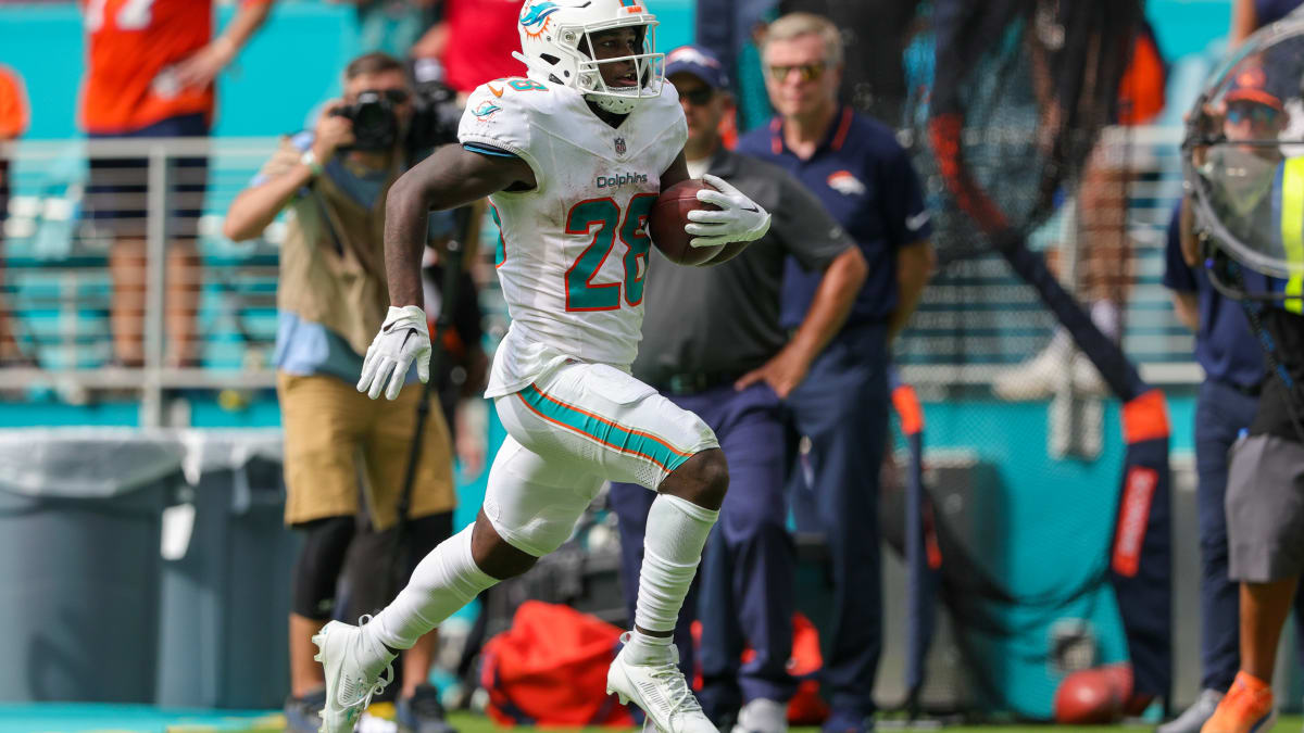 Dolphins RB De'Von Achane named Week 3 AFC Offensive Player of the