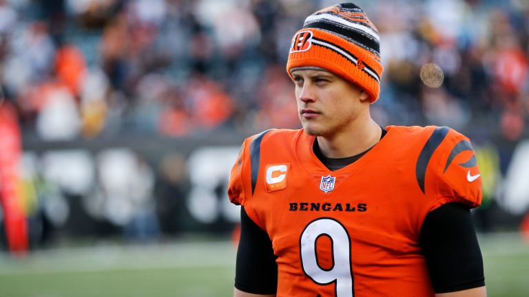 Bengals QB Joe Burrow is in a different class, Brett Favre says