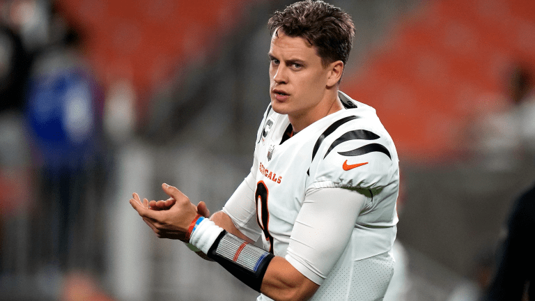 Fans across Cincinnati area dress as Bengals QB Joe Burrow for