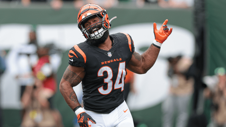 Watch: Bengals cause frustration on Jets sideline that nearly