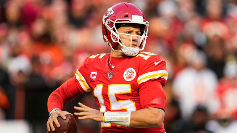 One of the Chiefs' biggest games of the 2022 season will air in