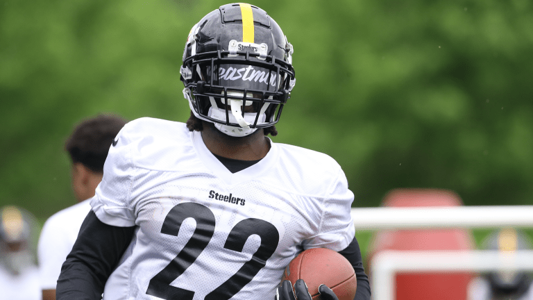 Sports Illustrated makes ambitious prediction for Steelers RB