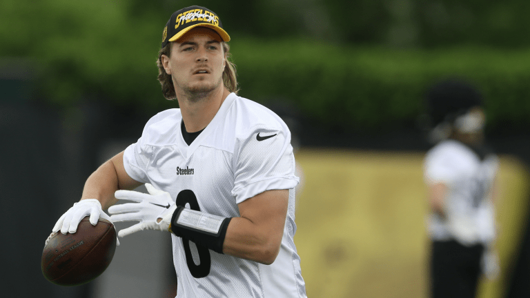 When should Steelers give up on Mitch Trubisky and start Kenny Pickett?