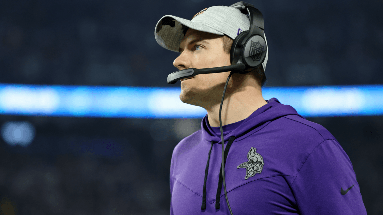 4 players the Vikings should avoid extending during the 2022 offseason