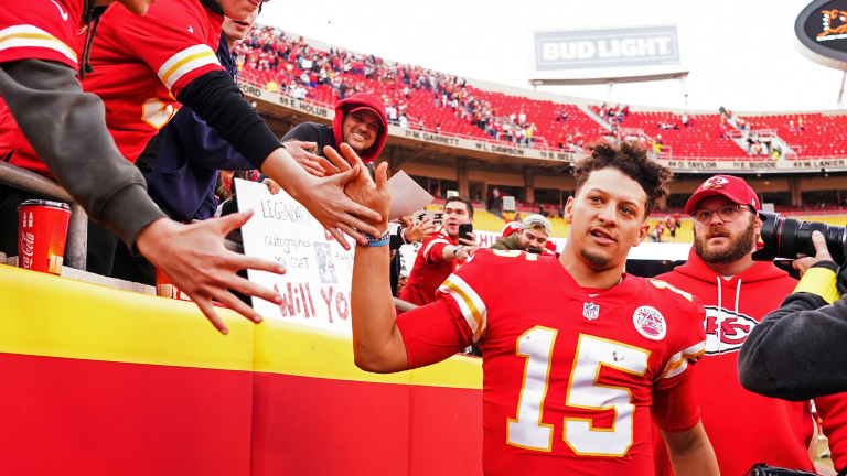 Chiefs QB Patrick Mahomes reveals thoughts on his latest jump pass