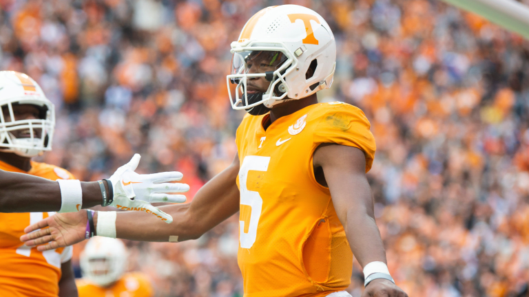 Tennessee Football: Vols should start Hendon Hooker at QB vs