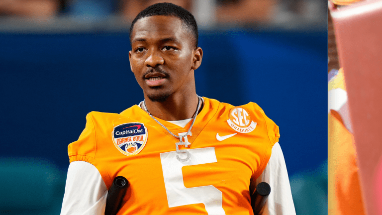 Tennessee football star Hendon Hooker suffers torn ACL in stunning