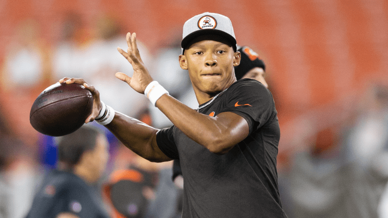 Why Josh Dobbs says he's getting 'sideways' looks from his Browns teammates  - A to Z Sports