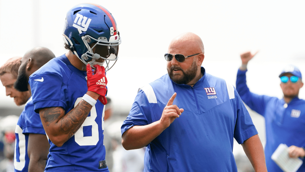 Giants' Jalin Hyatt interaction with Cowboys coach goes viral