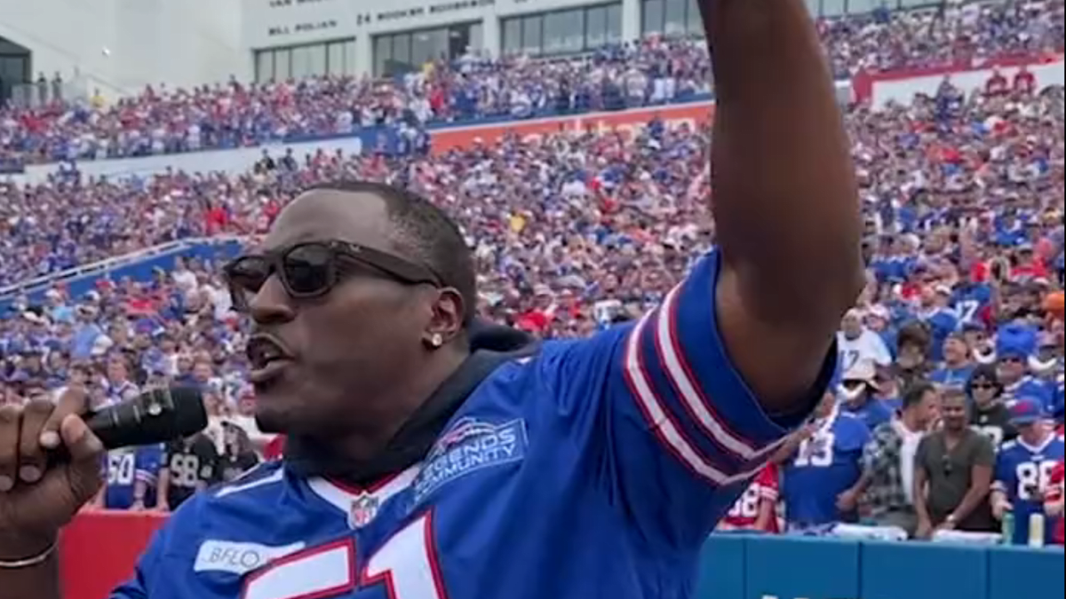 Bills' legend Takeo Spikes rips organization over unfair treatment - A to Z  Sports