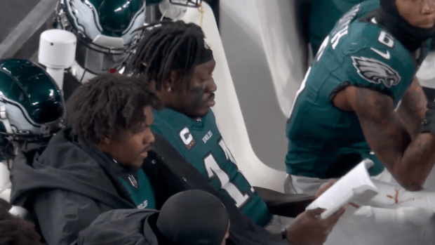 Eagles star WR AJ Brown explains reason behind viral moment during wild  card win over Packers