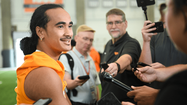 Nico Iamaleava Explains How Difficult It's Been To Adjust To Tennessee ...