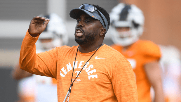 Tennessee Vols Pursuing Under-the-radar Defensive Back In The Transfer ...