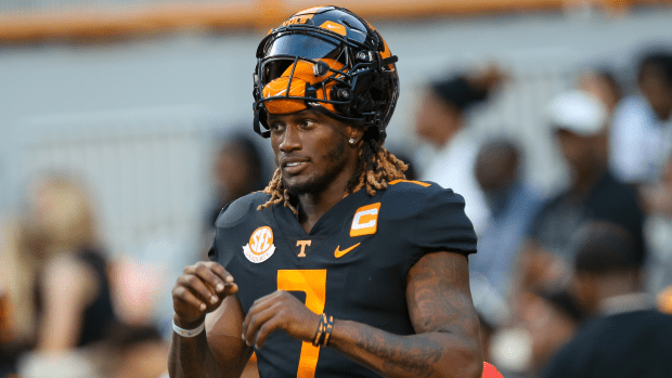 Joe Milton finishes Tennessee Vols career in rare company