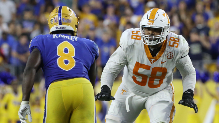 Dallas Cowboys add Tennessee OL Darnell Wright to top-30 list