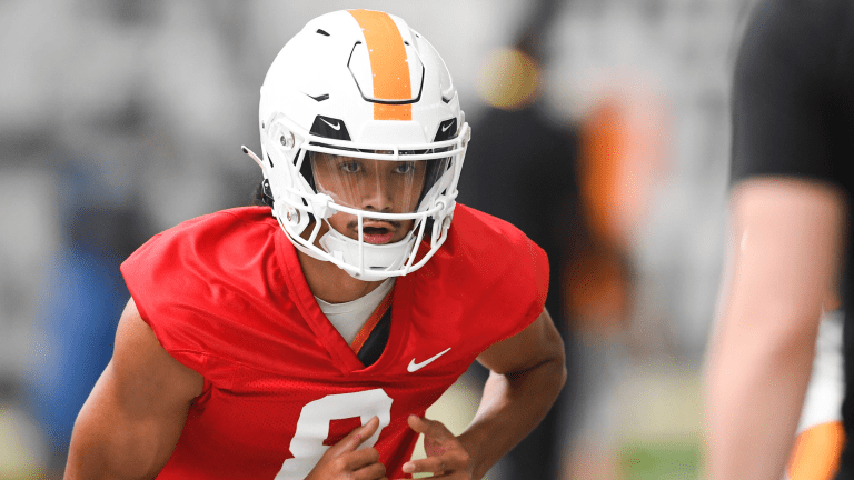 Tennessee football: QB Joe Milton wows crow at Manning Passing Academy