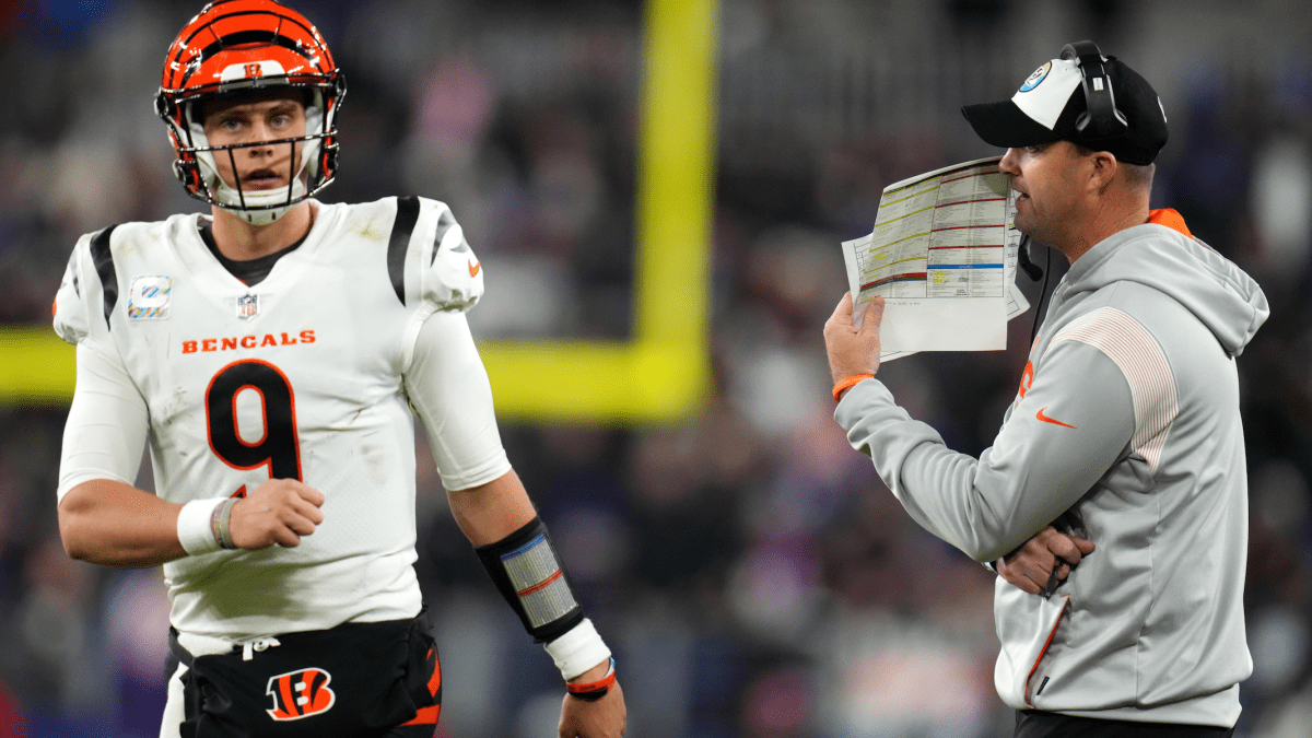 Joe Burrow arrives at Super Bowl with tiger-striped outfit