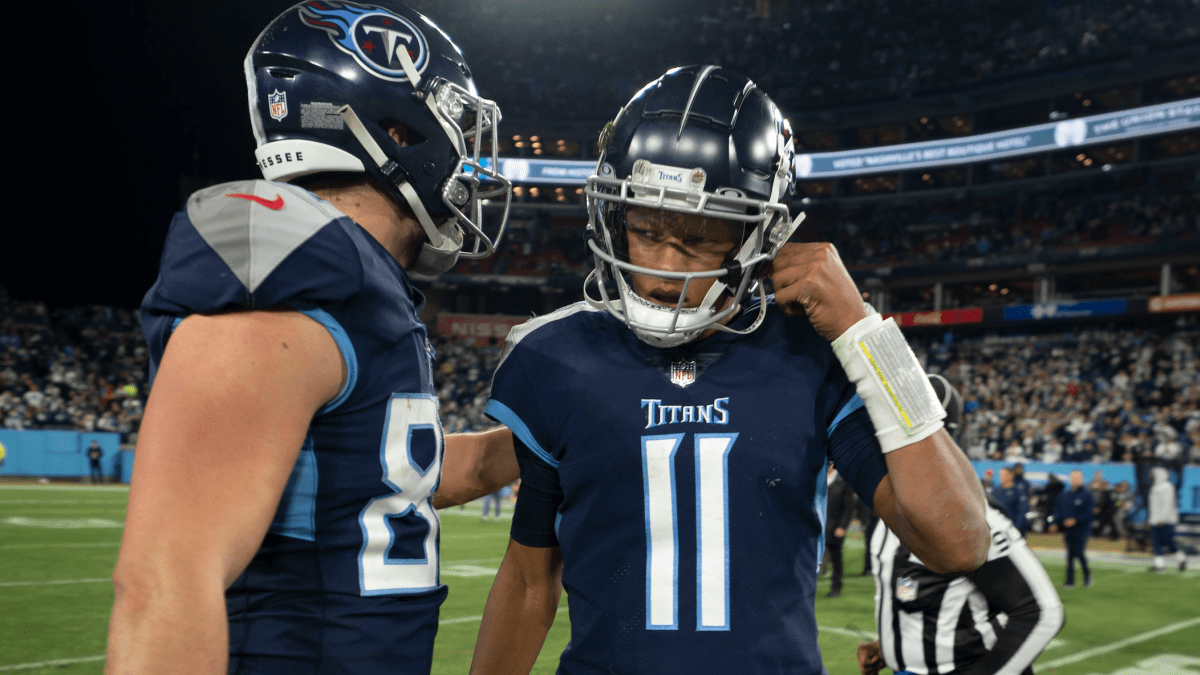 Vrabel: Dobbs to start at QB Saturday vs. Jacksonville