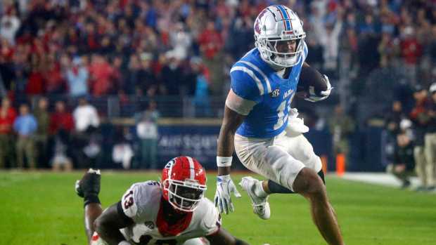 Georgia football cleats deals