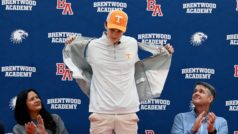 Tennessee Vols commit George MacIntyre gets a message from 4 star
