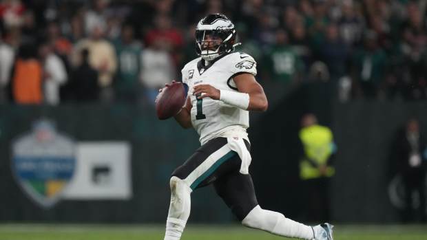 Falcons eagles stream top