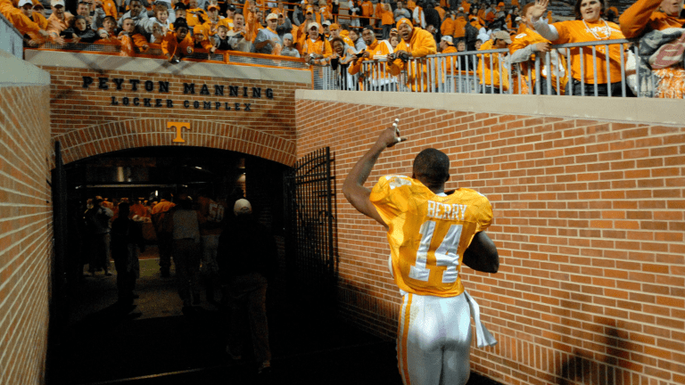 Eric berry hotsell tennessee jersey