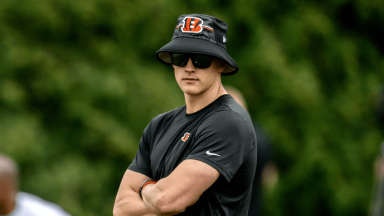 Joe Burrow looks well attending first Bengals practice since injury