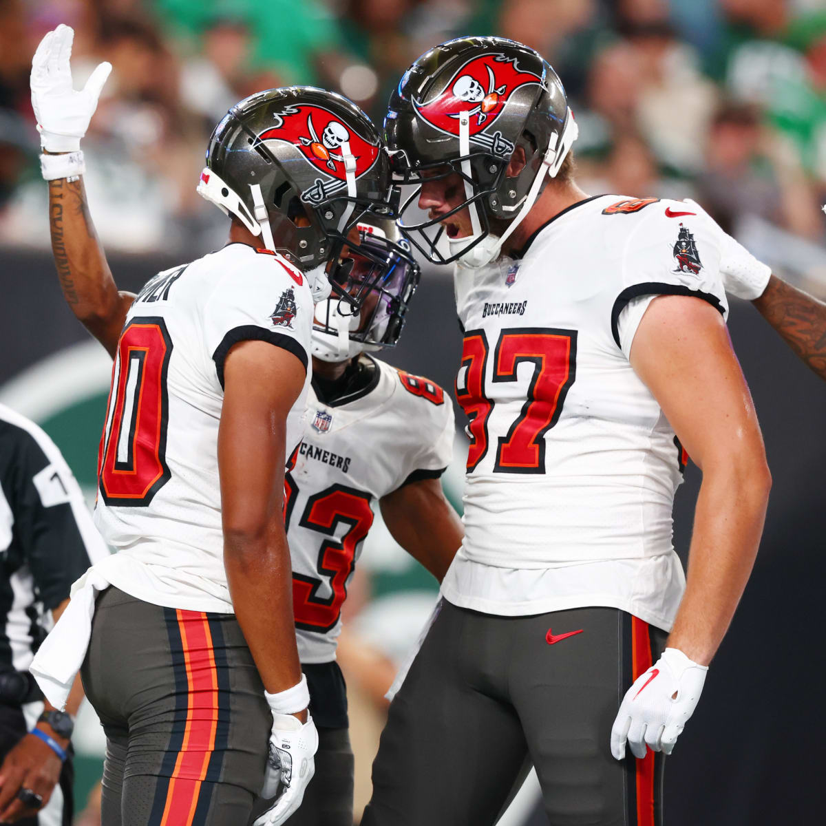 Pro Football Focus names the 3 best players on the Buccaneers' roster - A  to Z Sports