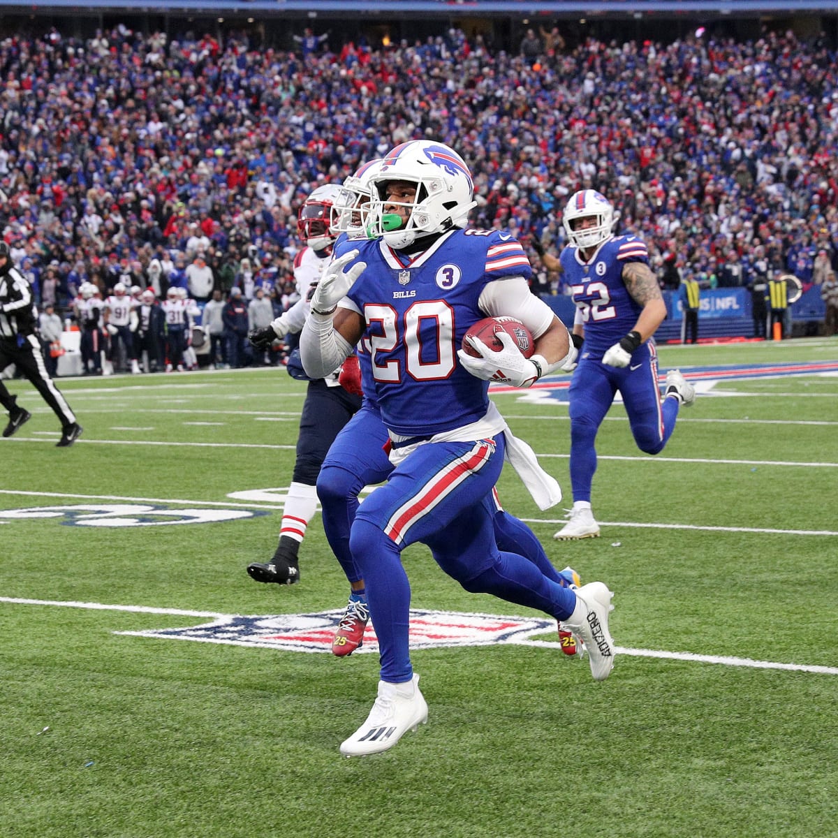 Bills RB Nyheim Hines will miss the season after being hit by a