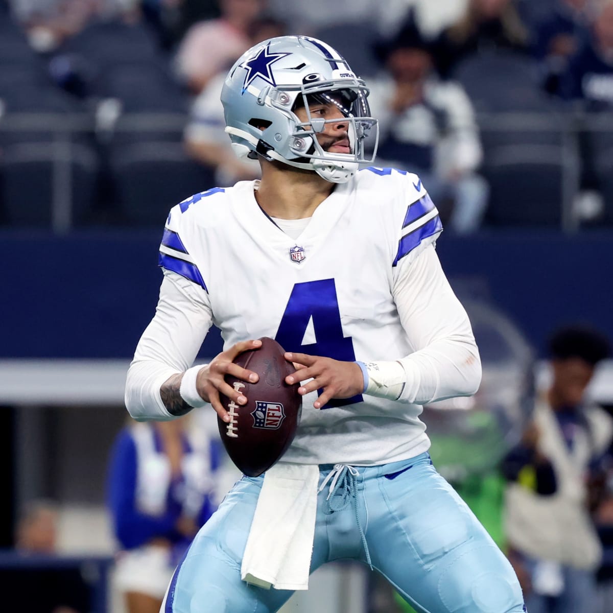 Is Dak Prescott a top-10 QB? See why one NFL analyst doesn't think so