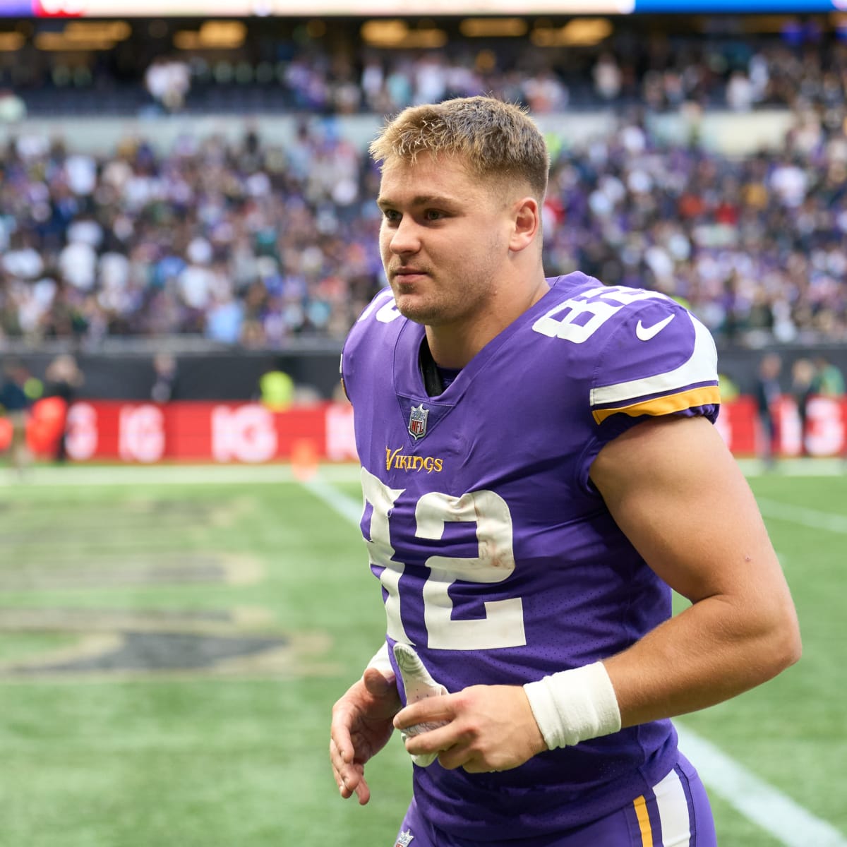 Vikings player retires - A to Z Sports