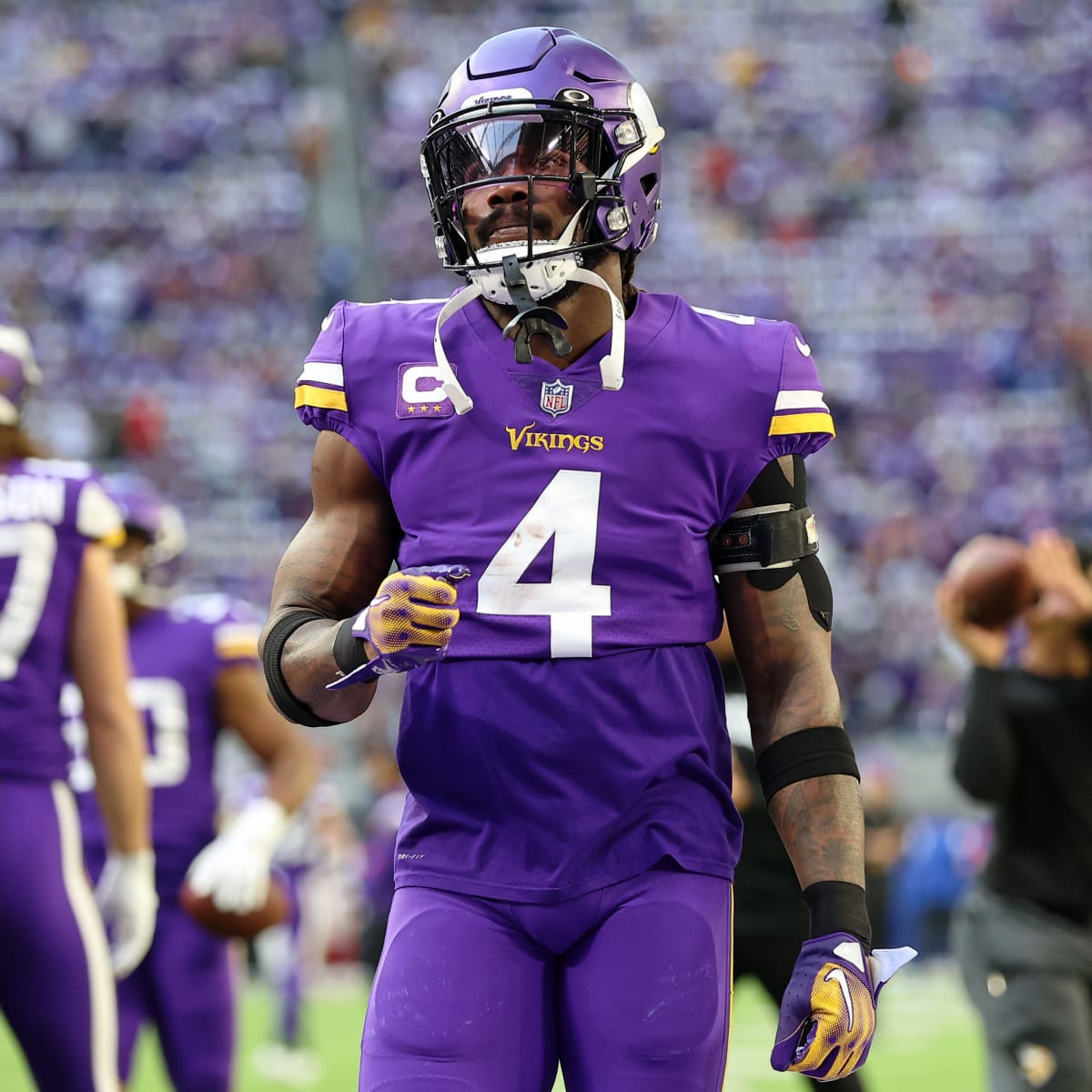 Belief Around The League' Dalvin Cook Will Sign With 1 Team Before End Of  Weekend - The Spun: What's Trending In The Sports World Today