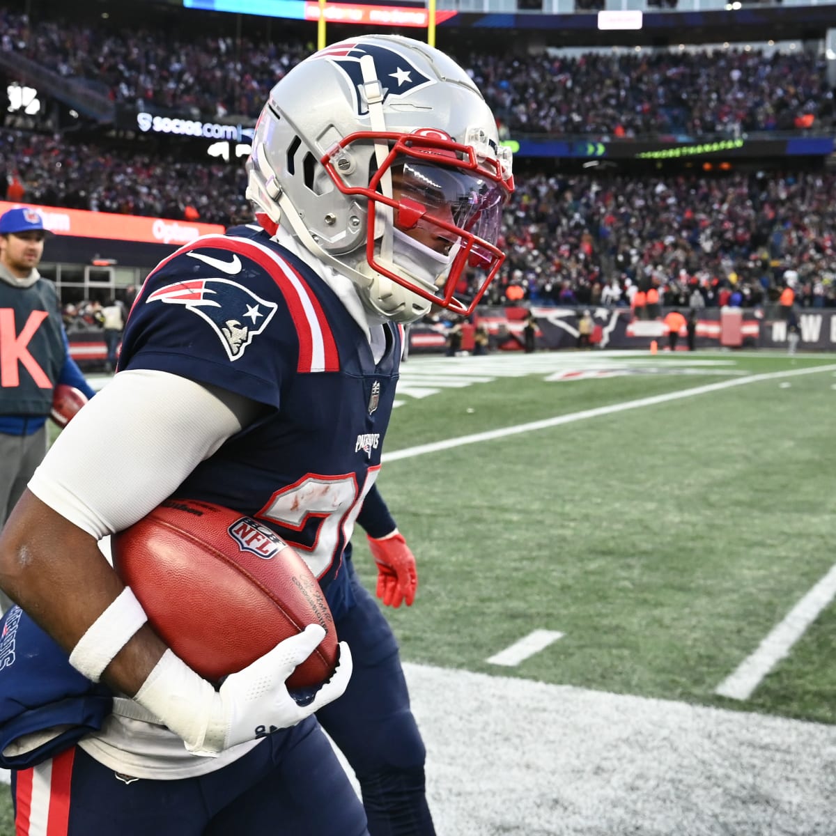 Patriots need to maximize talents of second-year playmaker - A to