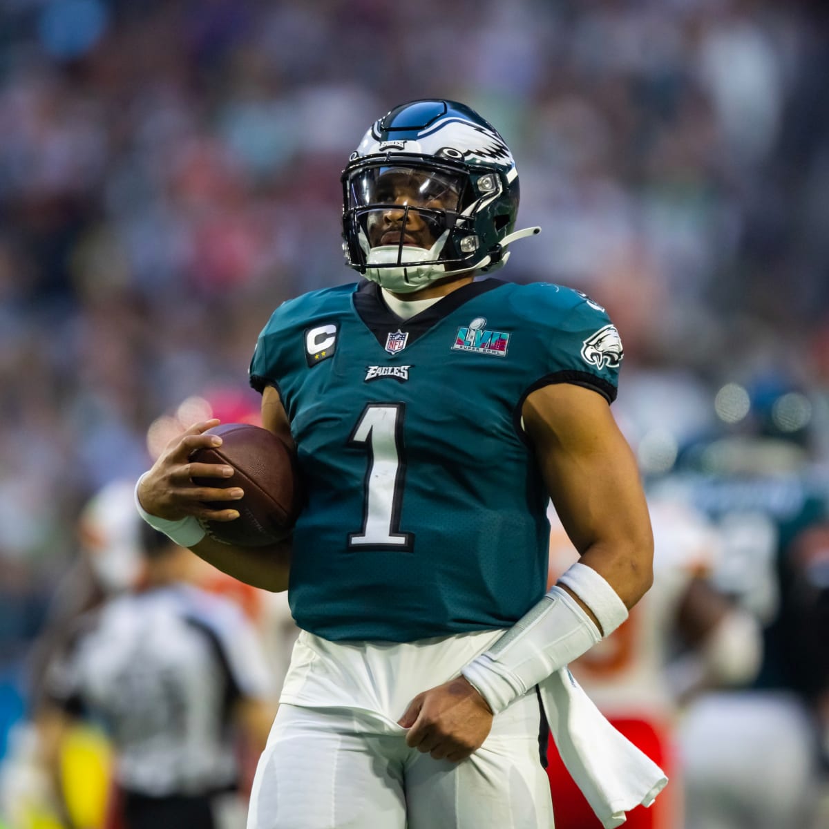 Eagles sign Jalen Hurts to extension, make him highest paid QB