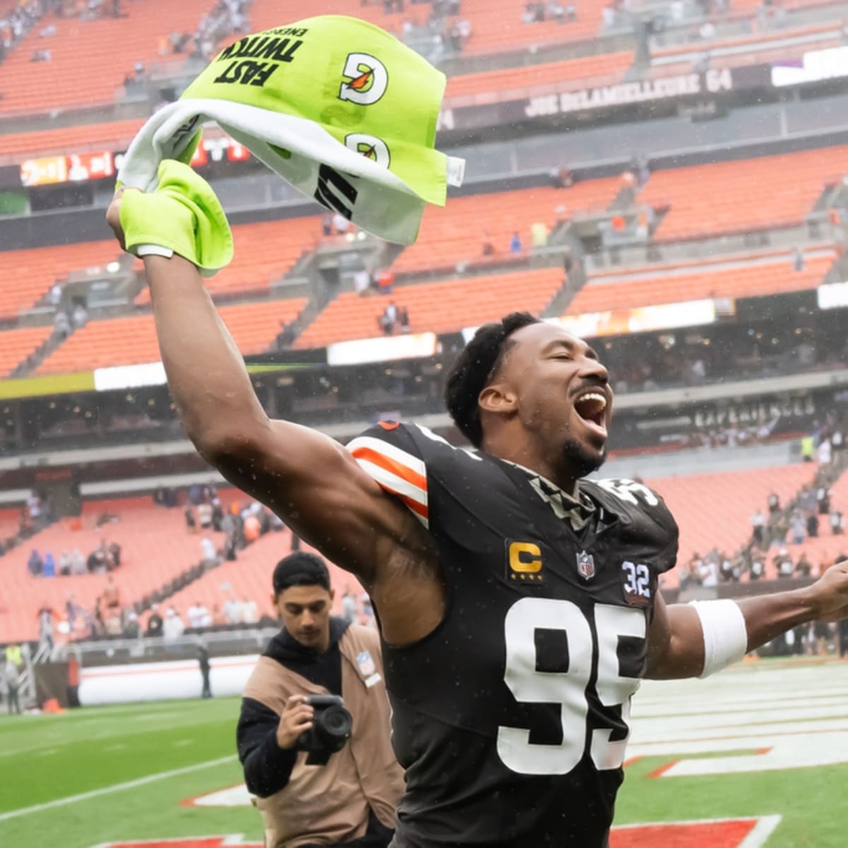 Cleveland Browns defense looks to carry takeaway success to Cincinnati